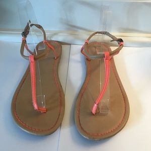 Old Navy size 8 sandals Peach straps and tan soles